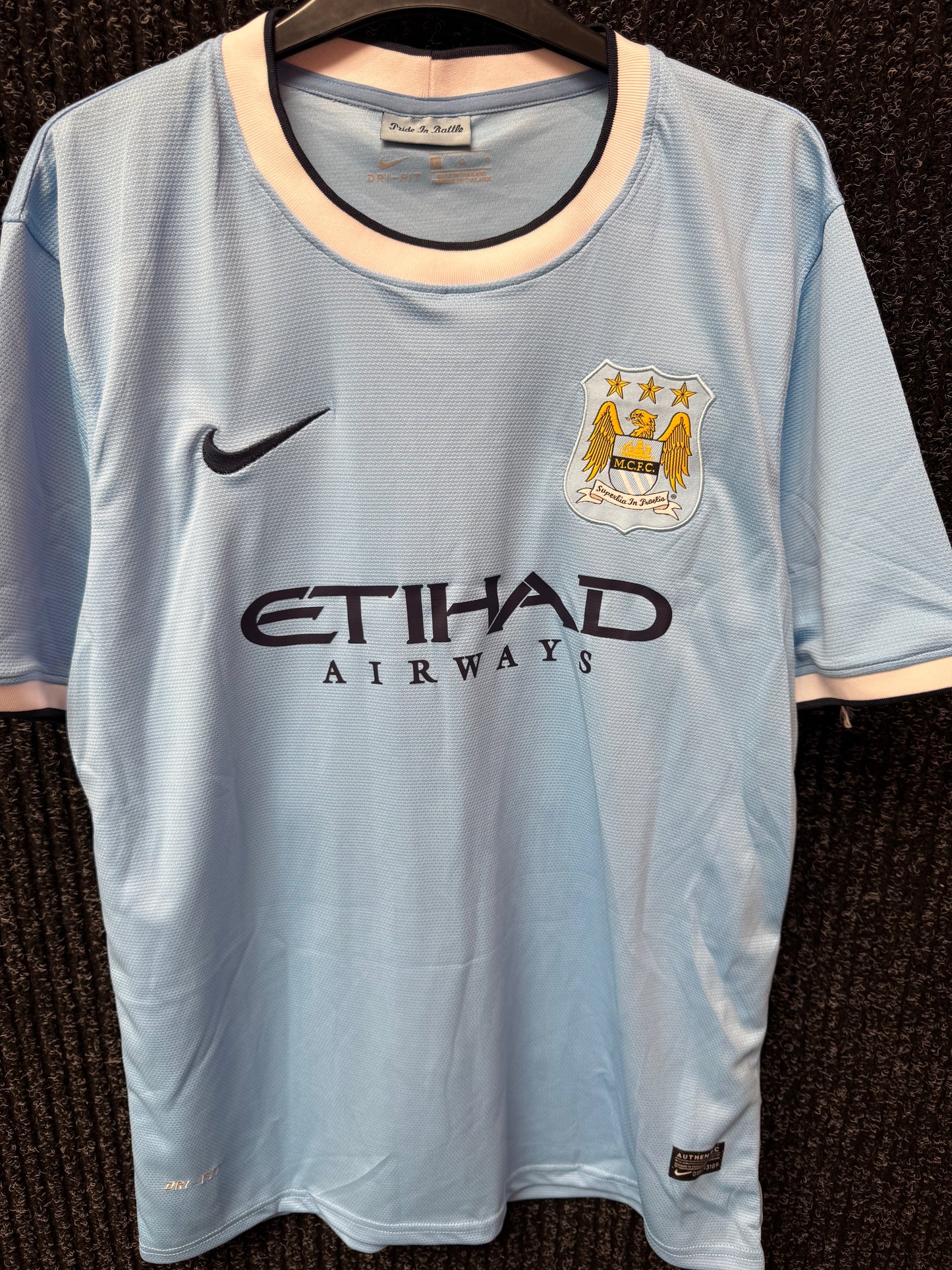 Yaya Touré Signed Manchester City Shirt