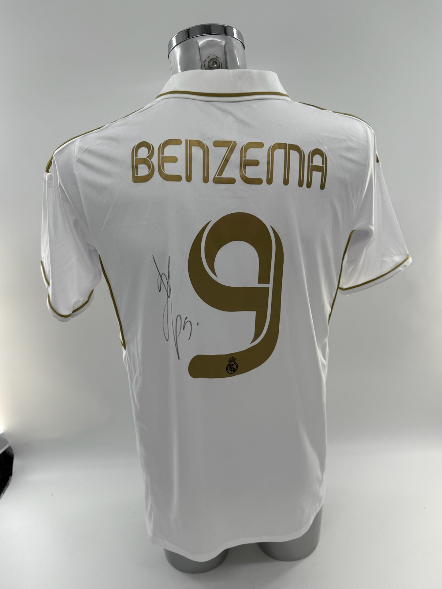 Karim Benzema Signed Real Madrid Shirt