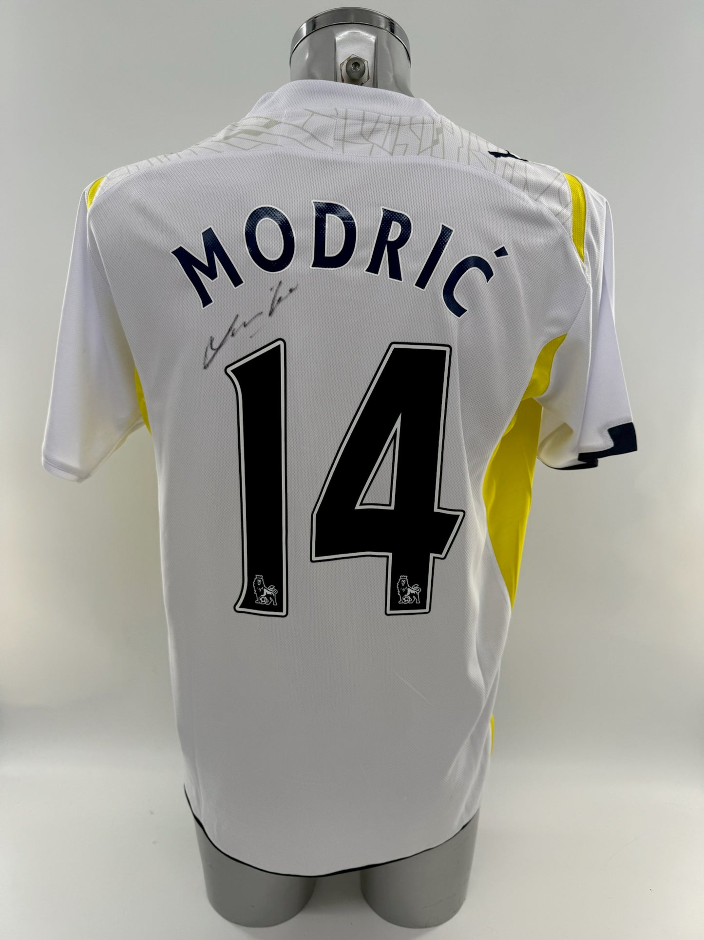 Luka Modrić Signed Tottenham Hotspur Shirt