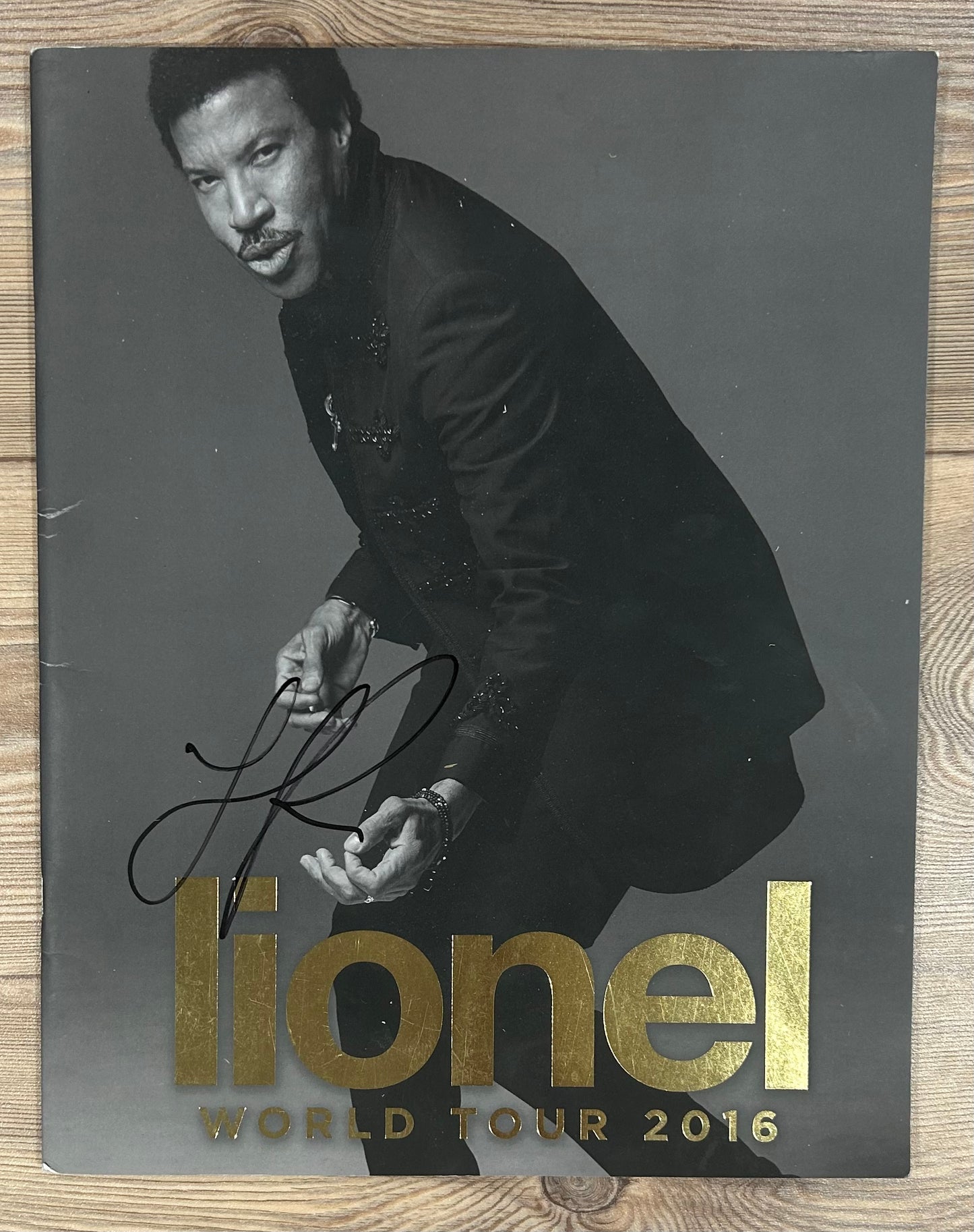 Lionel Richie signed World Tour 2016 programme unframed