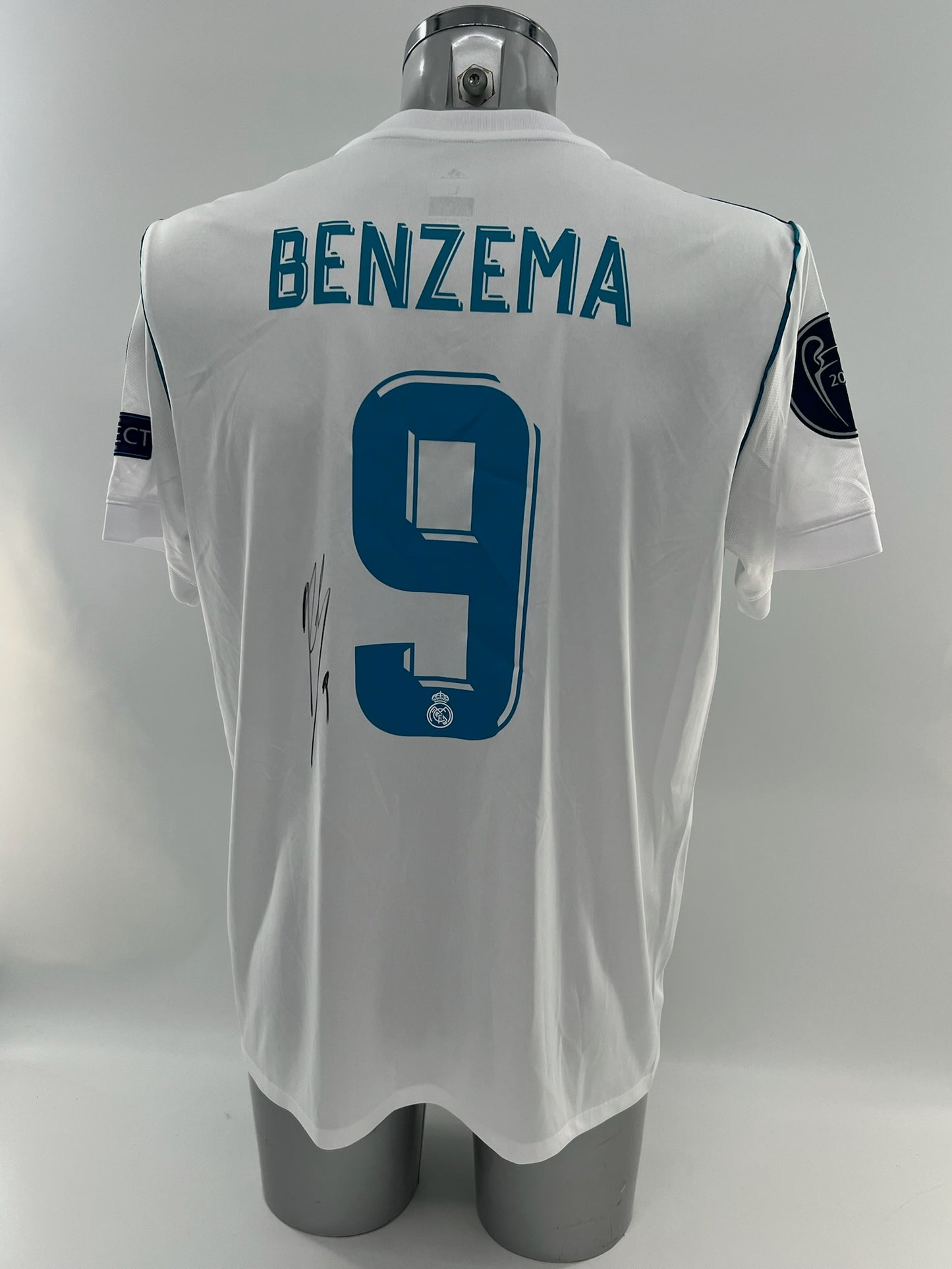 Karim Benzema Signed Real Madrid Shirt