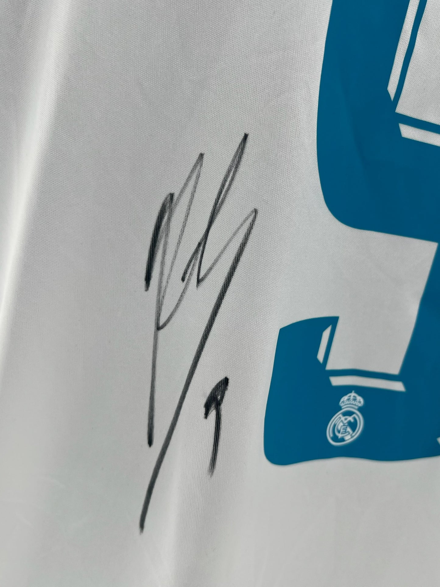 Karim Benzema Signed Real Madrid Shirt