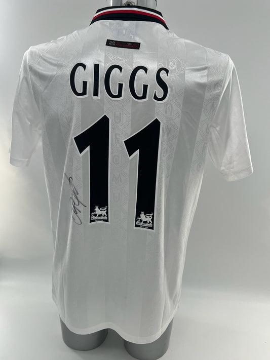 Ryan Giggs Signed Manchester United Shirt
