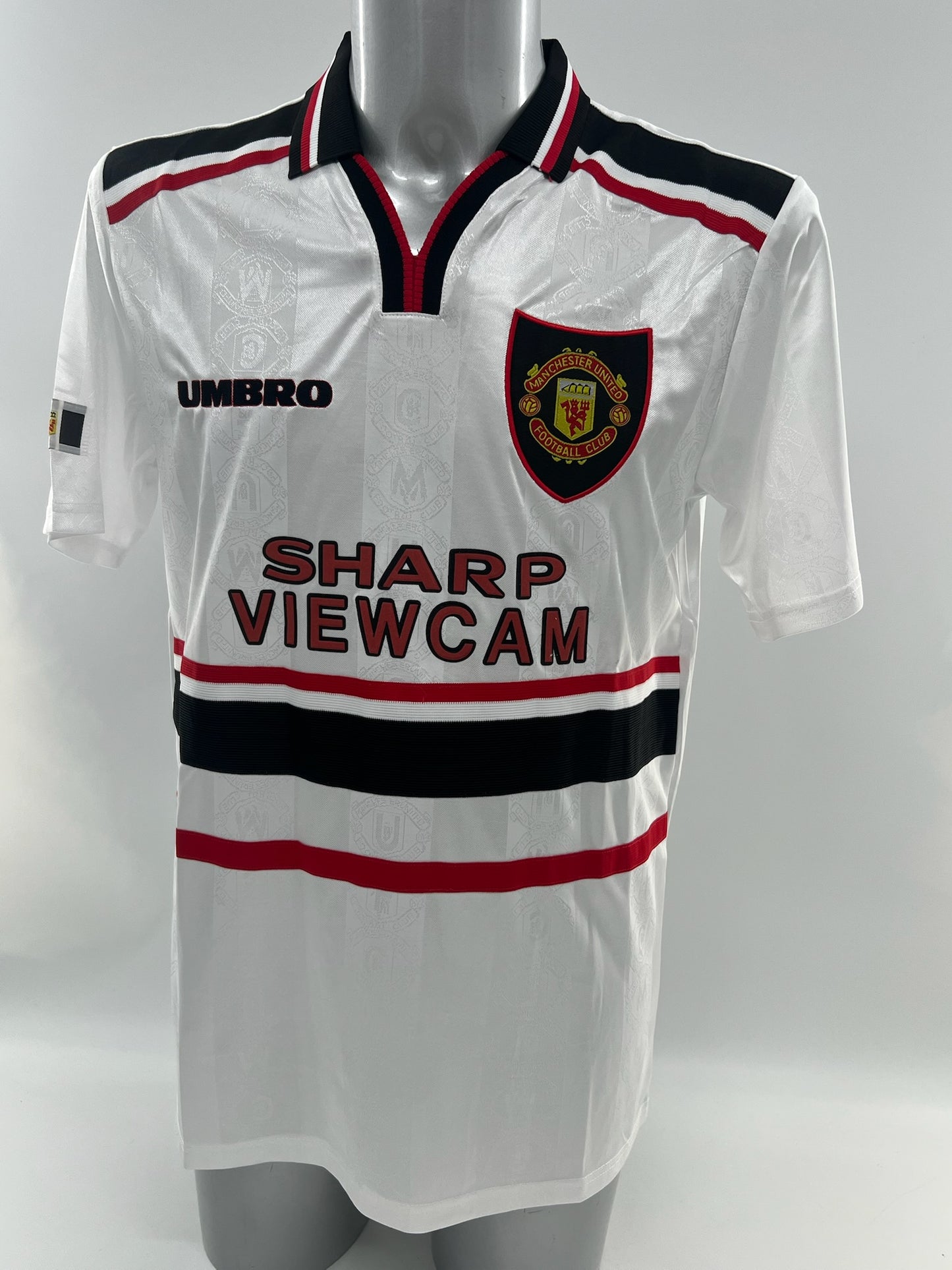 Ryan Giggs Signed Manchester United Shirt